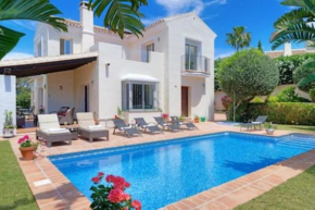 Sunset Golf Villa